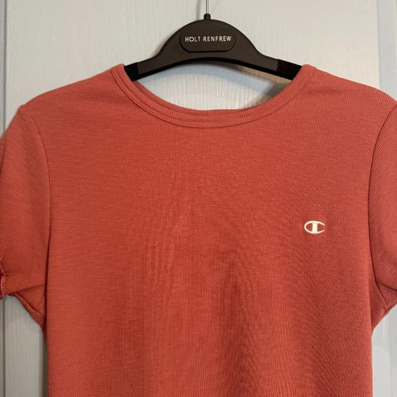 Champion Women's Ribbed Lettuce Edge Hem T-Shirt Size Medium Rust Orange Cropped - Picture 4 of 12